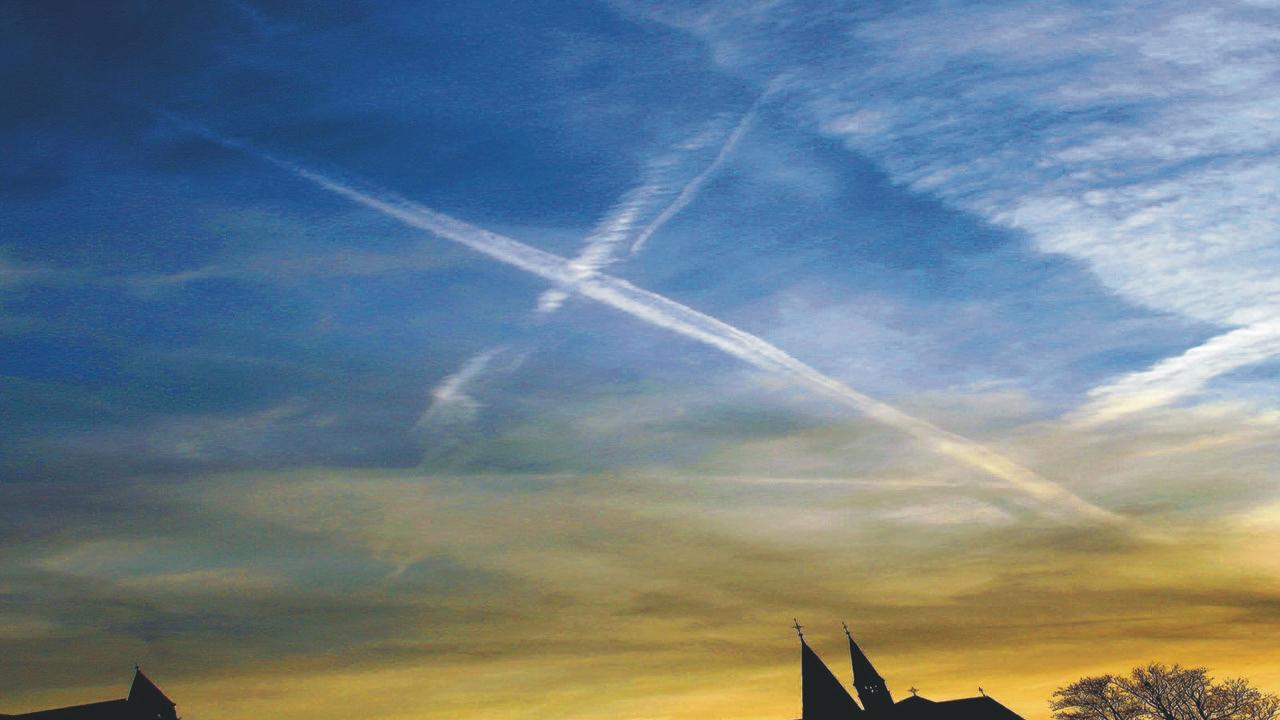 Kreuz am Himmel